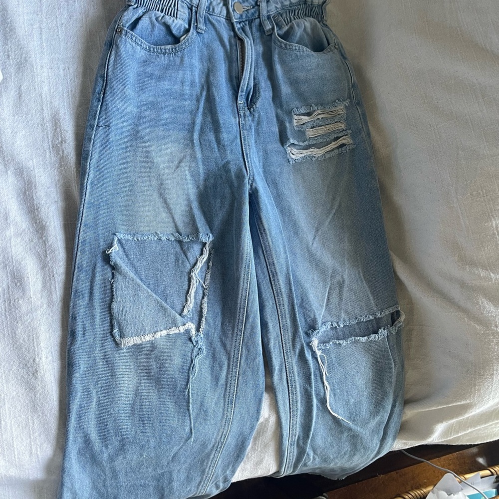 SHEIN Light Blue Denim Jeans